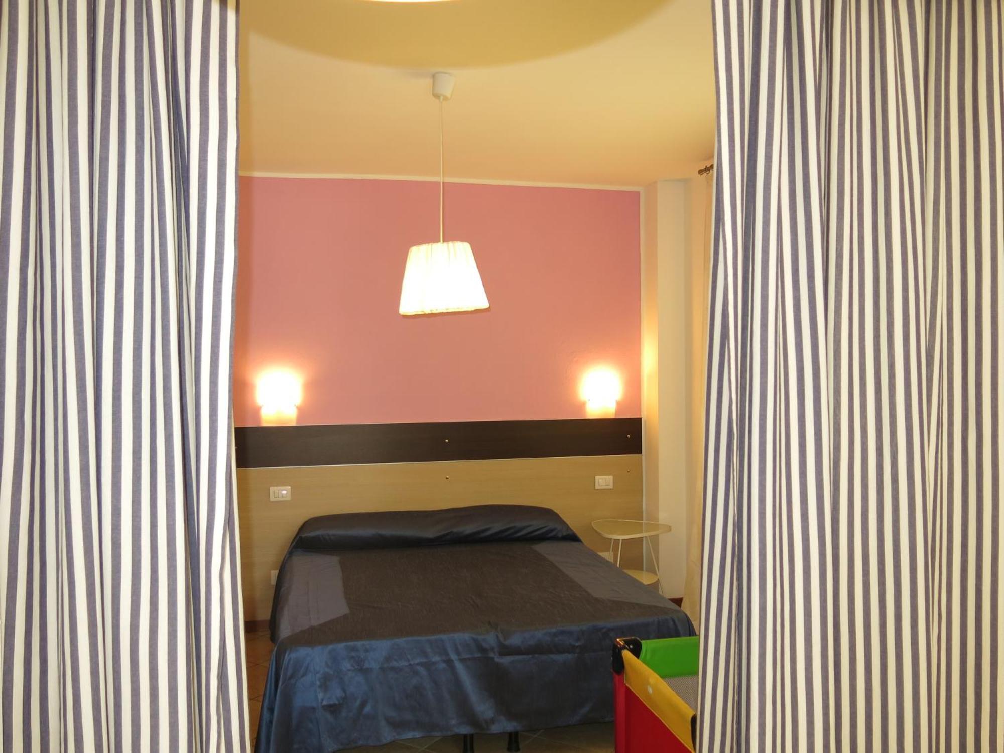 Residence Amarein Каорле Экстерьер фото